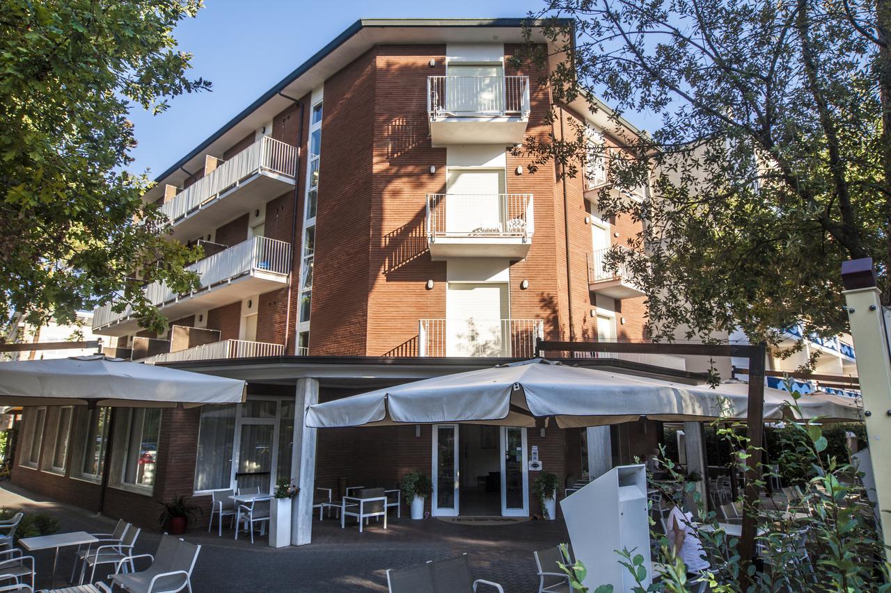 Hotel Orsa Maggiore Milano Marittima Zewnętrze zdjęcie